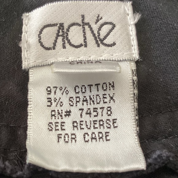 CACHE Bermuda shorts long shorts EUC - Picture 4 of 5